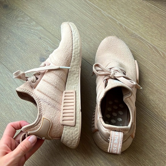 Adidas Originals NMD R1 ash pearl, Size US 6.5 - Picture 5 of 7
